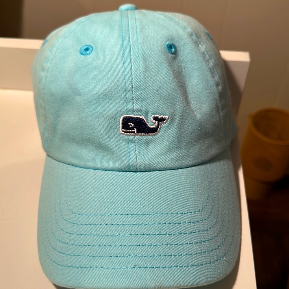 Vineyard Vines Light Blue Ball Cap with Navy Whale is Suitable for Men or Women